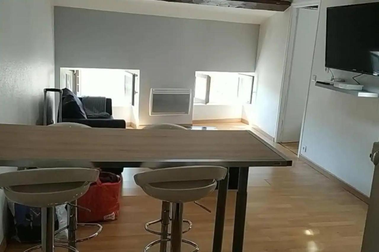 Appartement Proche Marche Au Coeur Du Centre + Wifi Ла Рошел Екстериор снимка